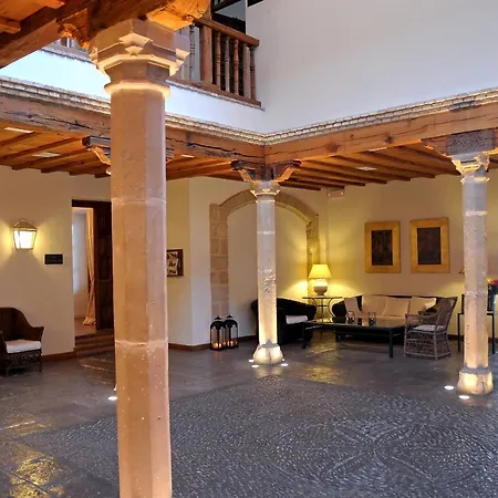 Puerta De La Luna 4* Baeza
