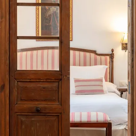 Hotel Puerta De La Luna 4*