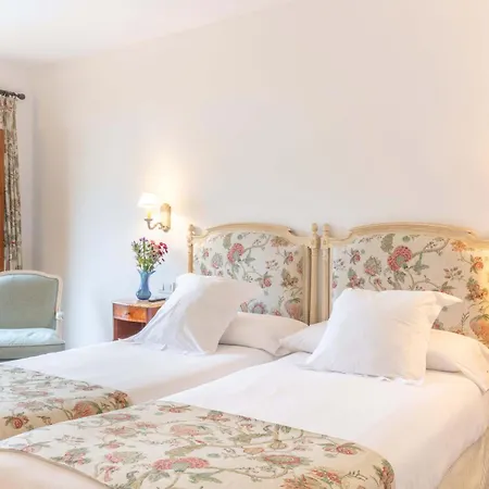 Hotel Puerta De La Luna 4*