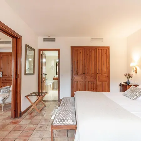 Hotel Puerta De La Luna 4*