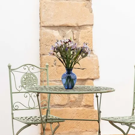 Puerta De La Luna Otel Baeza