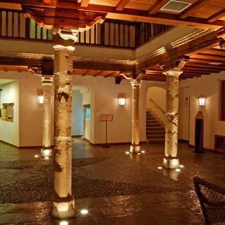 Puerta De La Luna 4* Baeza